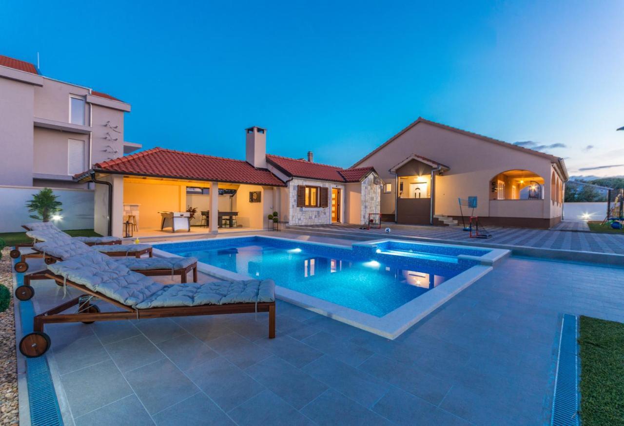 ביוגראד נה מורו Villa Lucija מראה חיצוני תמונה