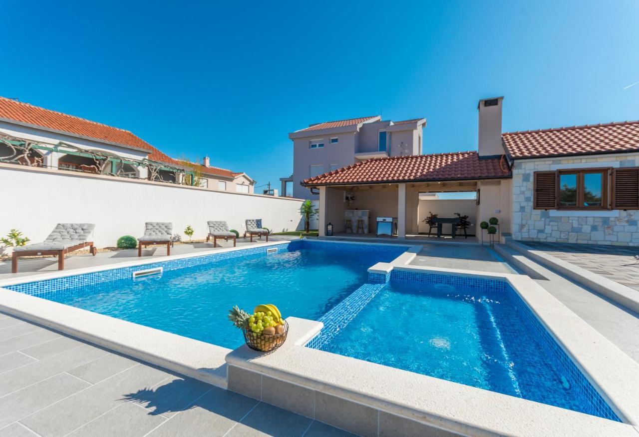 ביוגראד נה מורו Villa Lucija מראה חיצוני תמונה