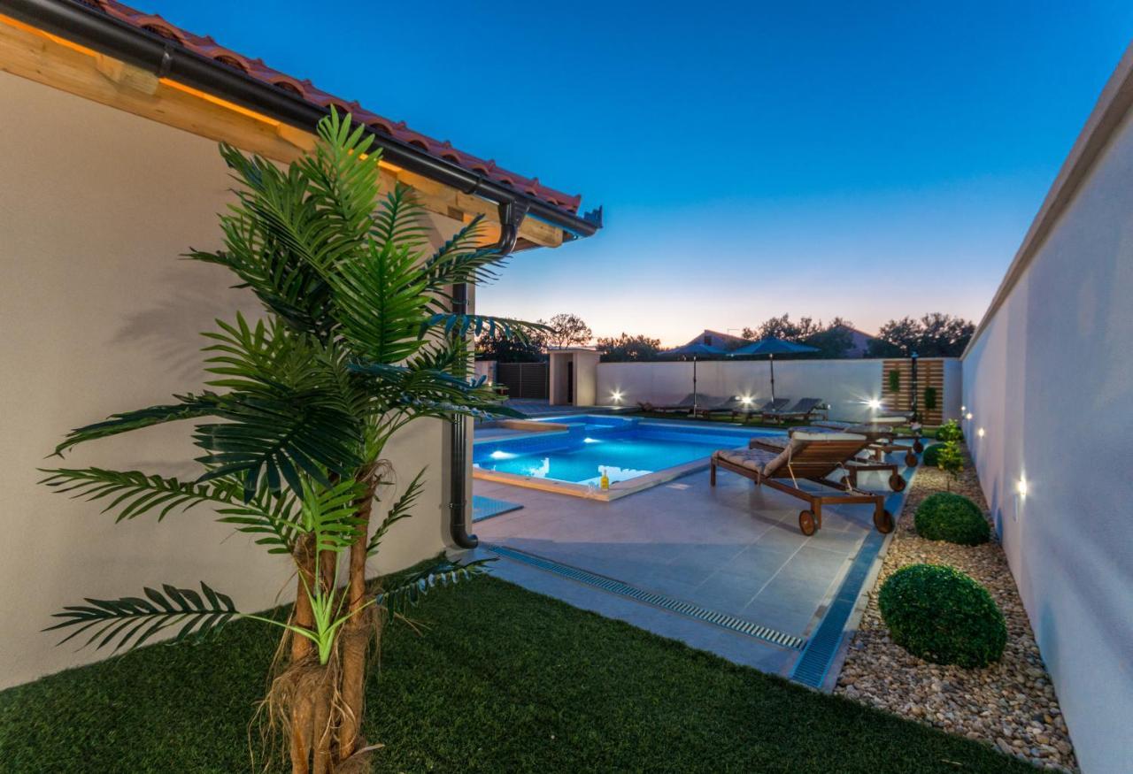 ביוגראד נה מורו Villa Lucija מראה חיצוני תמונה