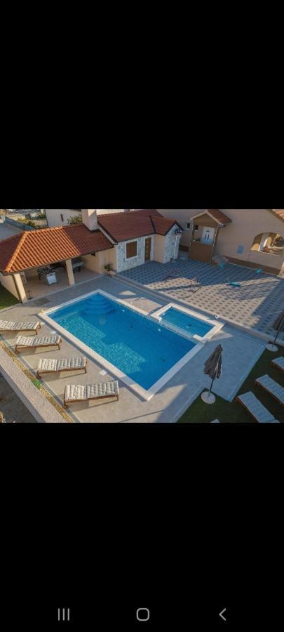 ביוגראד נה מורו Villa Lucija מראה חיצוני תמונה